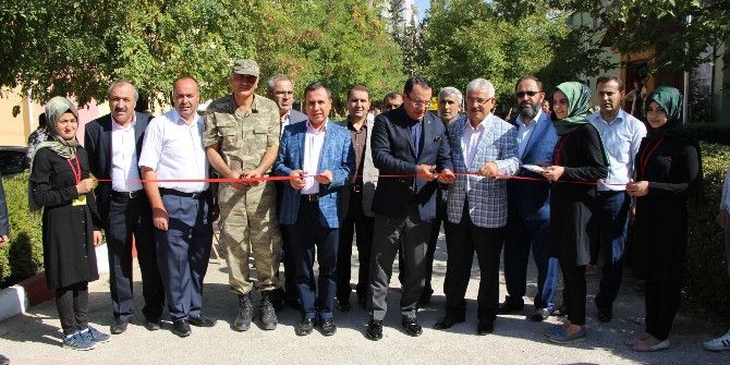 Kahta Metem Lisesi 15 Temmuz Demokrasi Şehitlerini Unutmadı