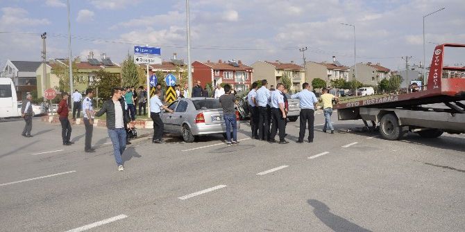 Afyonkarahisar’da Trafik Kazası: 4 Yaralı