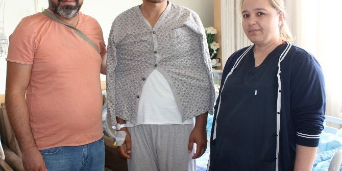 Aksaray’da Kafatası Karnına Dikilen Genç Hayata Tutundu