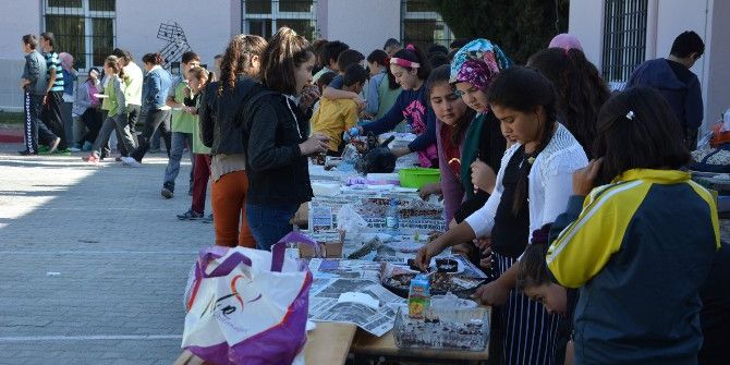 Öğrencilerden Şehitler İçin Kermes