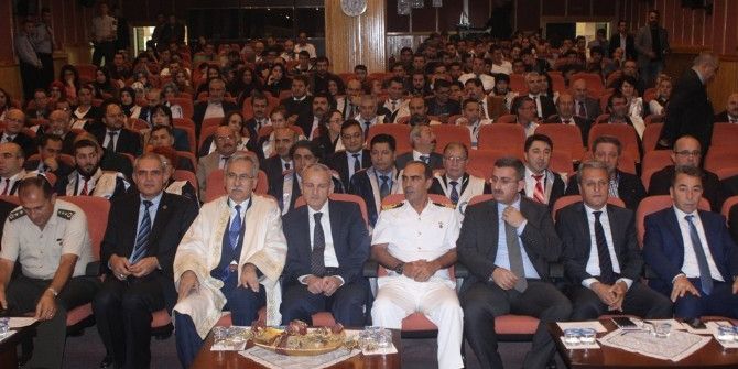 Bü 2016-2017 Akademik Yılı Açılışını Yaptı