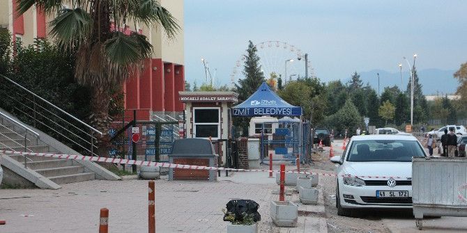 Amirallerin Yargılandığı Adliyenin Önünde Şüpheli Paket Paniği