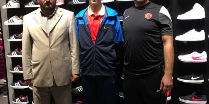 Kırkbeşoğlu, Onur Talha’yı Ödüllendirdi