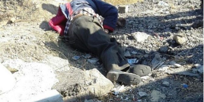 Ayvalık’ta Yol Kenarında Ceset Bulundu