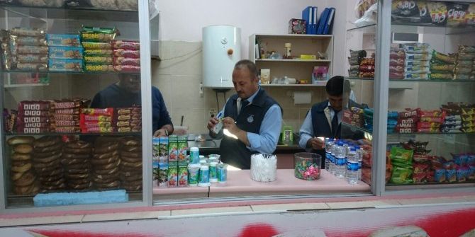 Pursaklar Zabıtası Kantinleri Mercek Altına Aldı