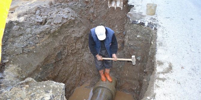 Muş Belediyesinden Su Ve Kanalizasyon Çalışması