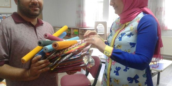 Hayırsever İş Adamından Öğrencilere Kırtasiye Yardımı