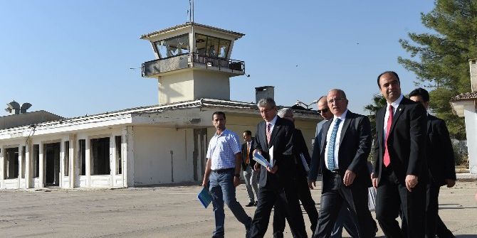 Vali Tuna Eski Havaalanında İncelemelerde Bulundu