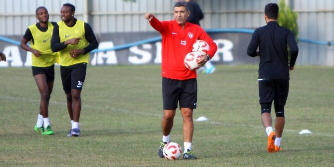 Manisaspor’da Karafırtınalar İlk Antrenmanına Çıktı