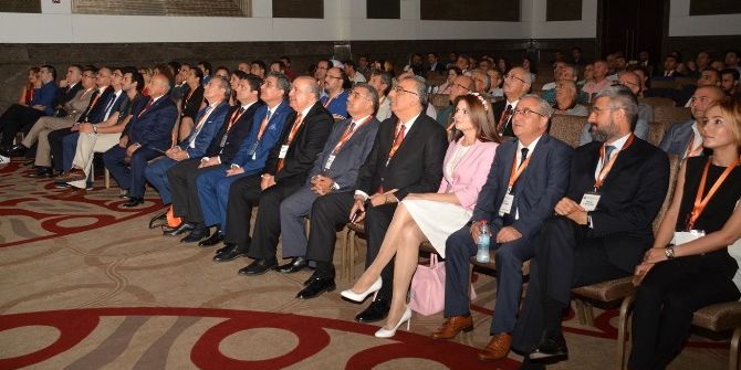 Çukurova Diş Hekimliği Günleri Başladı