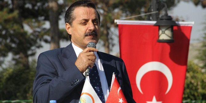 Bakan Faruk Çelik: “Engelleri Elimizin Tersiyle İterek Kalkınmaya Devam Ediyoruz”