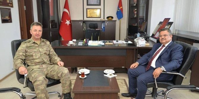 Başkan Yağcı’dan Albay Çömez’e Hayırlı Olsun Ziyareti