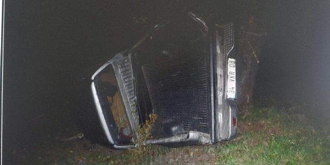 Artvin’de Trafik Kazası: 1 Ölü, 1 Yaralı