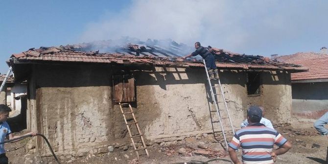 Samanlığı Yanan İtfaiyeci Şok Yaşadı