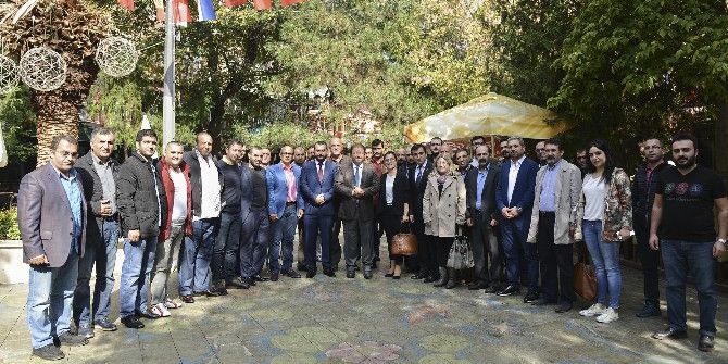 Beşçeşmeler Esnafından Başkan Kılıç’a Tam Destek