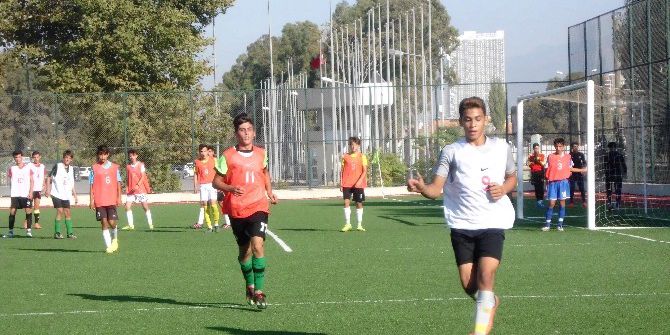 Genç Sporcular Milli Takım İçin Yarışıyor