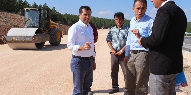 Milletvekili Altunyaldız, Yol Yapım Çalışmalarını İnceledi