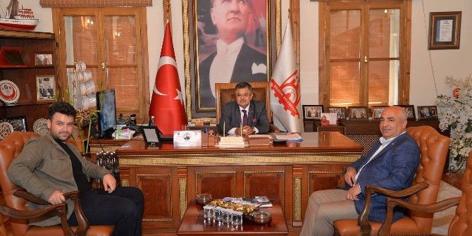 Başkan Yağcı’ya Tso Başkanı Ateş Ve Giyim Ve Mensucat Odası Başkanı Balcı’dan Ziyaret