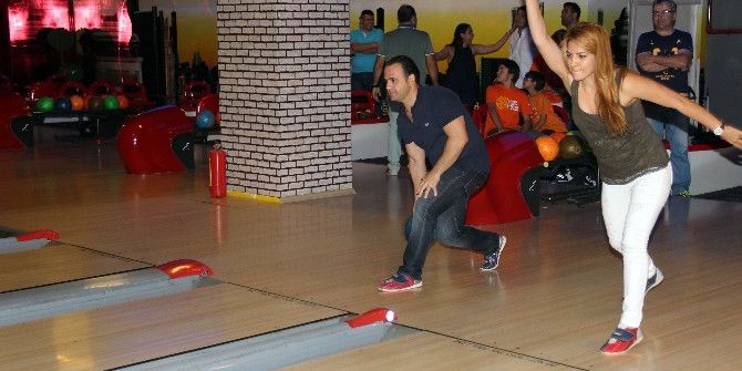 Bowling Turnuvasında Kazanan Altınokta Körler Derneği Oldu