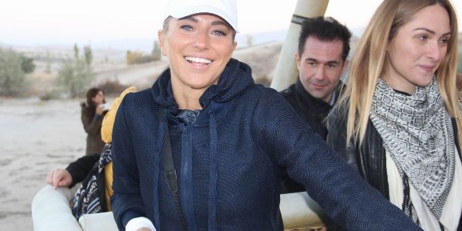 Ünlü Sunucu Burcu Esmersoy, Kapadokya’da Balon Keyfi Yaptı