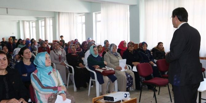 Kütahya İl Milli Eğitim Müdürü Dülger, Veli İletişim Programına Katıldı