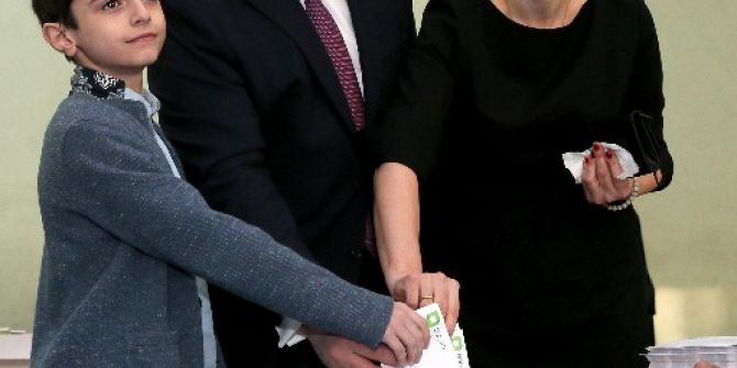 Gürcistan Başbakanı Kvirikashvili Oyunu Kullandı