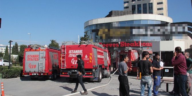Kartal’da Saunada Çıkan Yangın İtfaiyeyi Alarma Geçirdi