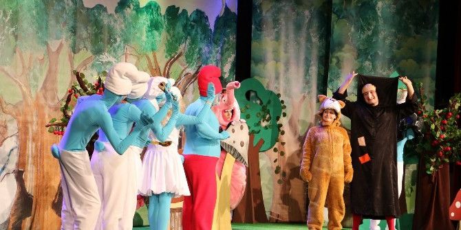 Minikler Şirinler’i Çok Sevdi