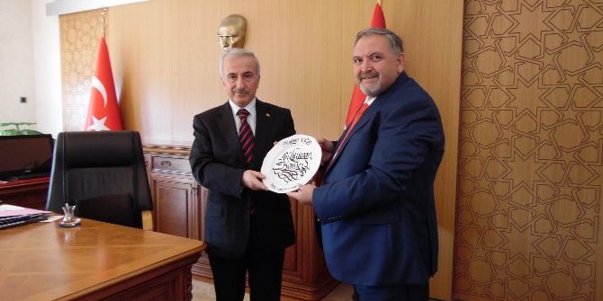 Talasemi Ve Lösemililer Derneği Vali Kamçı’yı Ziyaret Etti