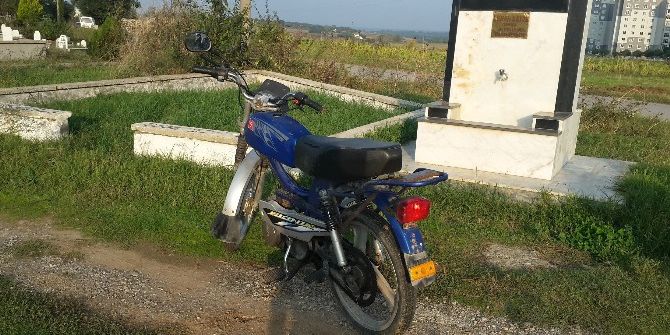 Terk Edilmiş Motosiklet Otoparka Çekildi