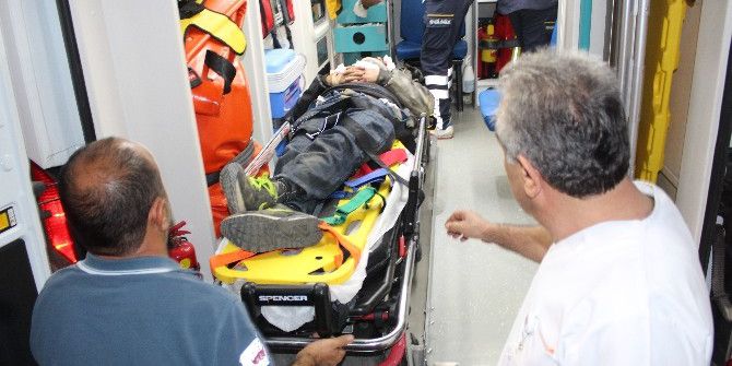 Nazilli’de Kaza Yapan Alkollü Sürücü Ağır Yaralandı