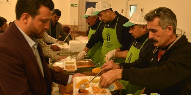 Tepebaşı Belediyesi’nden Muharrem İftarı