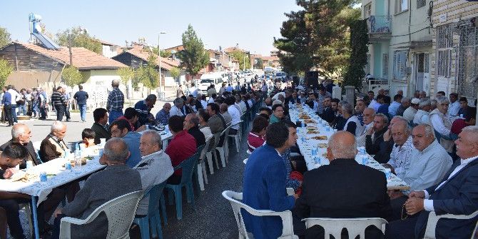 Seyyid Ahmed Turan Hoca Efendi İçin Mevlit Okutuldu
