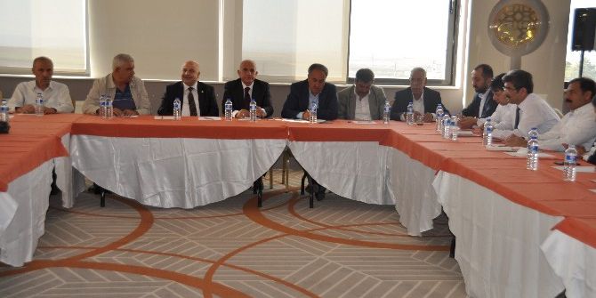 Adıyamanlılar Vakfı Yıllık Burs İstişare Toplantısını Gerçekleştirdi