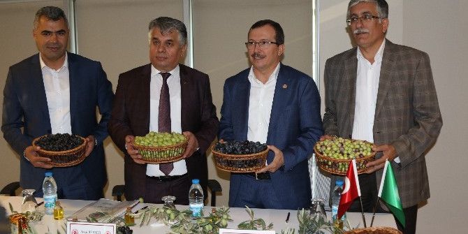 Manisa Tarımının Sorunları Akhisar’da Masaya Yatırıldı