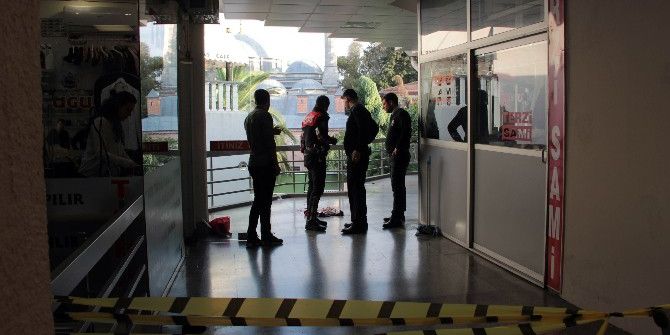 Beşiktaş Çarşısı’nda Şok İntihar Girişimi