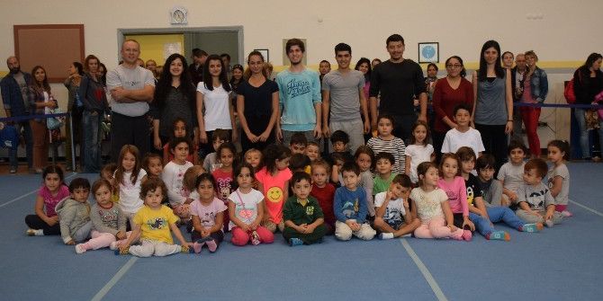 Anadolu Üniversitesi’nde “Cimnastik Eğitim Kursu” Açıldı