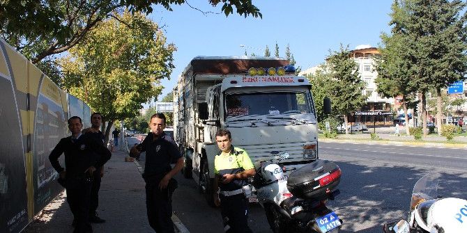 Pts’de İkiz Plakalı Görünen Kamyon Polisi Harekete Geçirdi