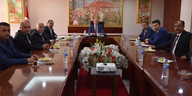 Hem İşçi, Hem İl Genel Meclis Başkanı