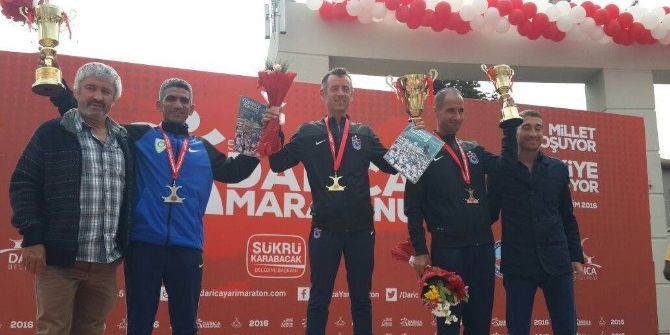 Ahmet Bayram, Darıca Maratonunda Yaş Kategorisinde İkinci Oldu