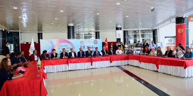 19 Ülkenin Ressamları Malatya’da