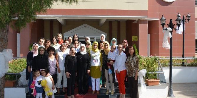 Geri Dönüşüm Tasarım Kursu Çalışanları Kahvaltıda Bir Araya Geldi