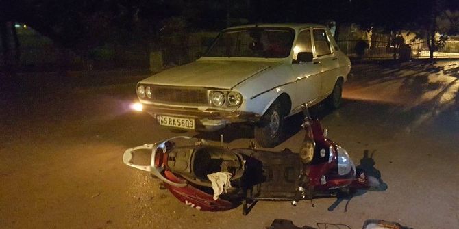 Otomobil Elektrikli Bisikletle Çarpıştı: 2 Yaralı