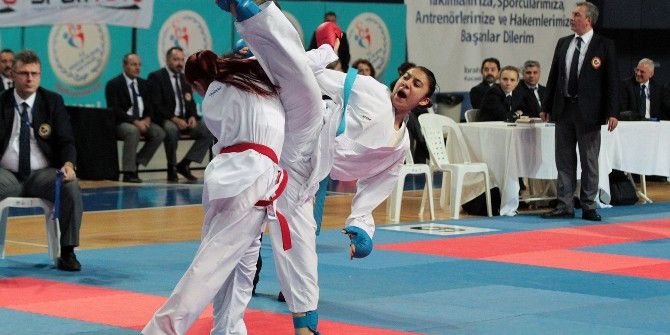 Ümit, Genç Ve 21 Yaş Altı Türkiye Karate Şampiyonası Kuşadası’nda Yapılacak