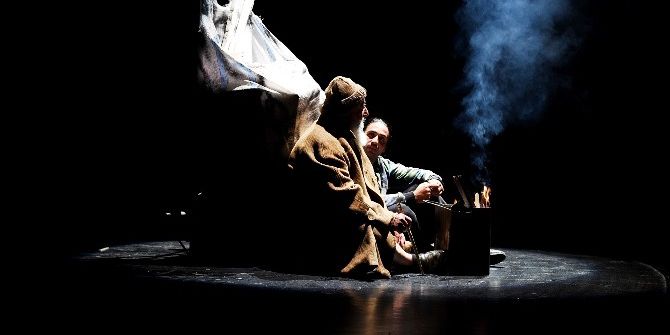 Sbşt "Plastik Hayatlar" İle Sezonu Açtı