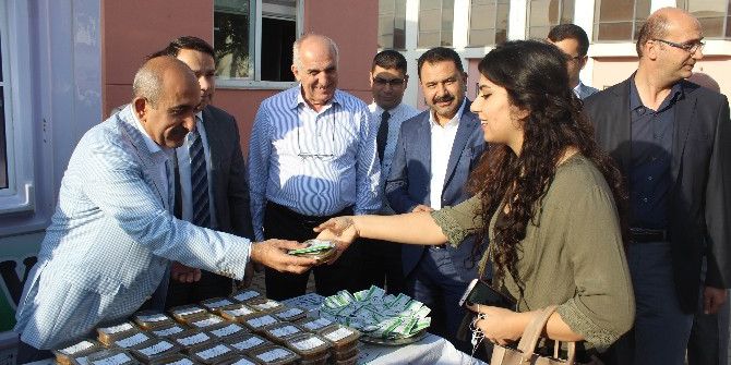 Kilis Belediyesi 5 Bin Kişiye Aşure Dağıttı