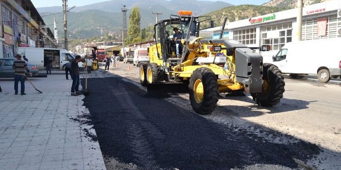 Karabük’te Asfalt Çalışmaları Devam Ediyor