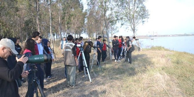Altınova’da Öğrenciler Flamingolarla Buluştu