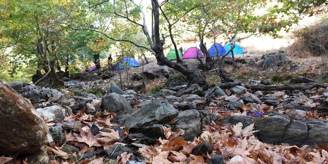 Farklı Şehirlerden Gelip Kemerdere’yi Temizlediler