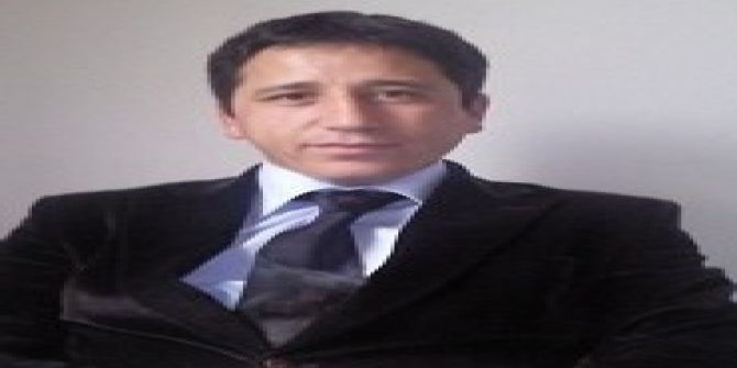 Halı Sahada Kalp Krizi Geçiren Öğretmen Hayatını Kaybetti